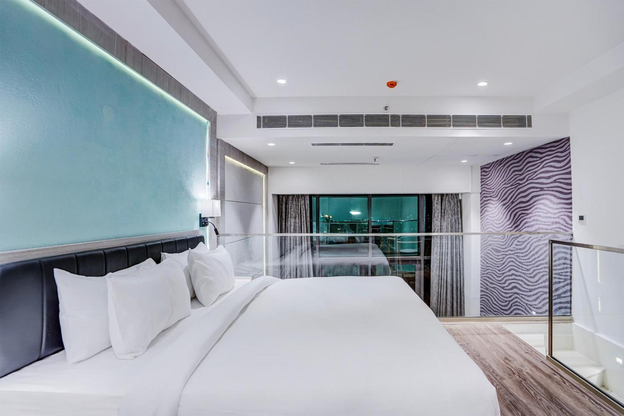 Sunday Hotels And Residences 古尔冈 外观 照片