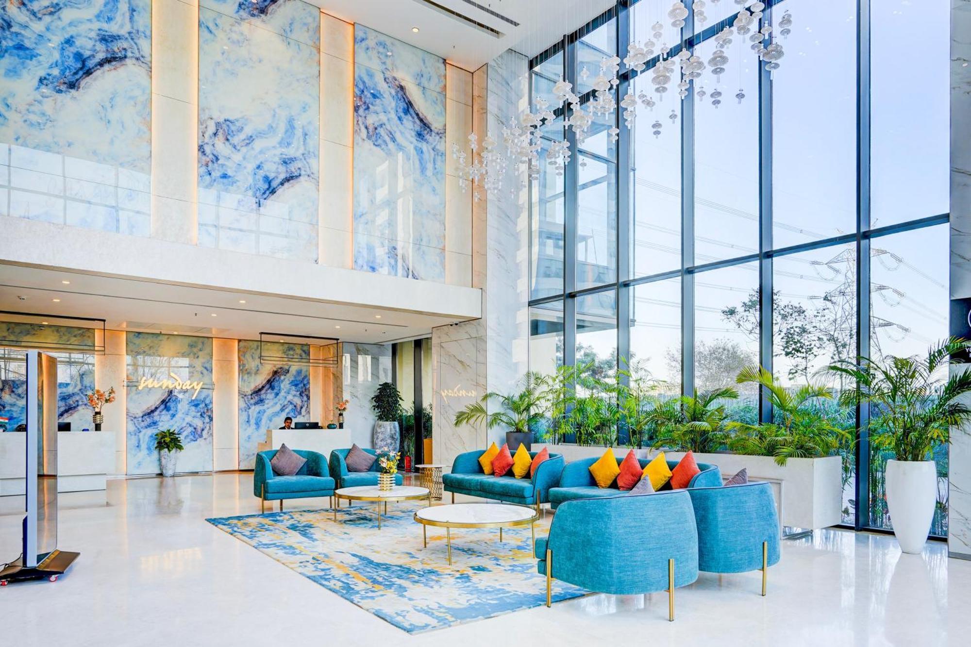 Sunday Hotels And Residences 古尔冈 外观 照片