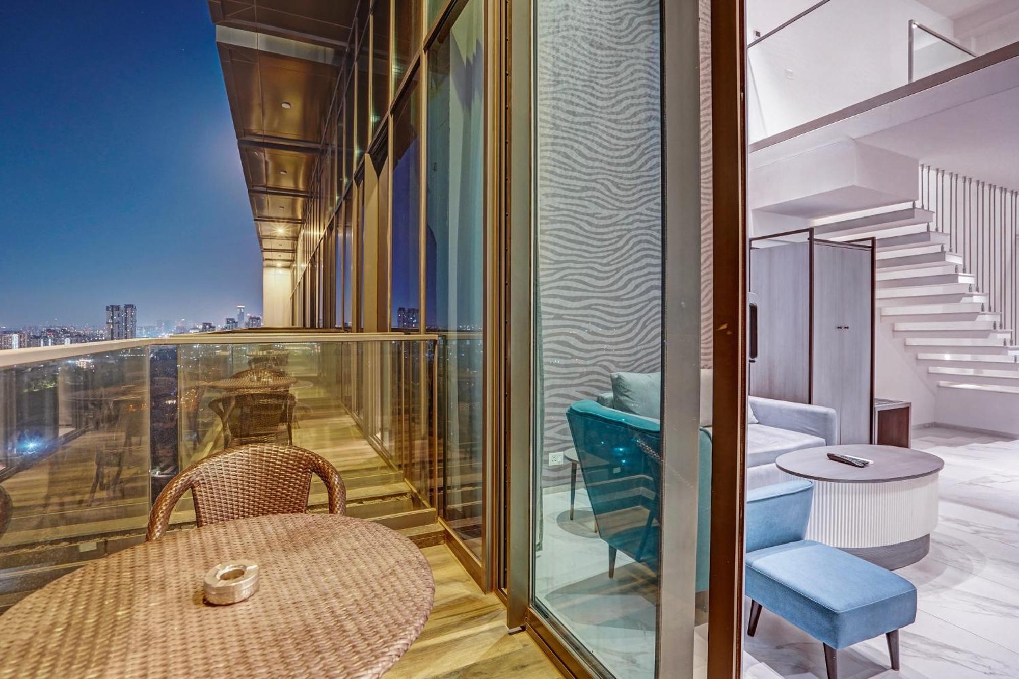 Sunday Hotels And Residences 古尔冈 外观 照片