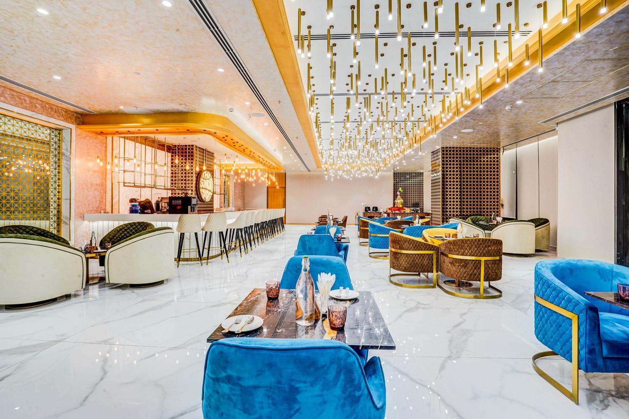 Sunday Hotels And Residences 古尔冈 外观 照片