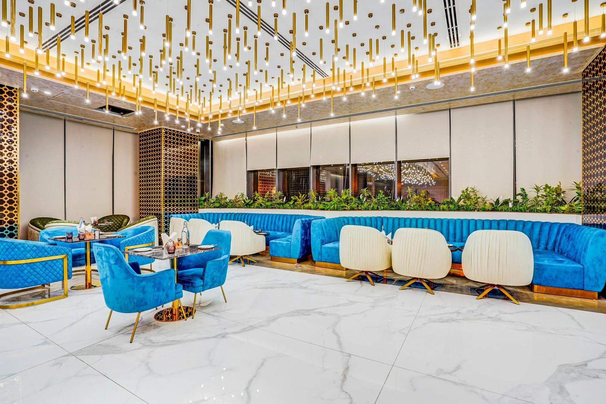Sunday Hotels And Residences 古尔冈 外观 照片